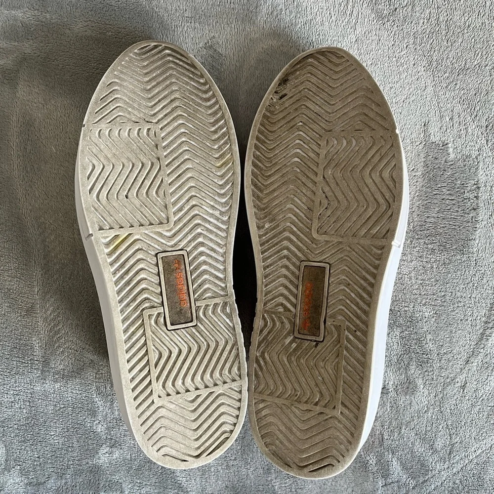 Adidas Women's Platform Sneakers Lace Up Super Size 7.5